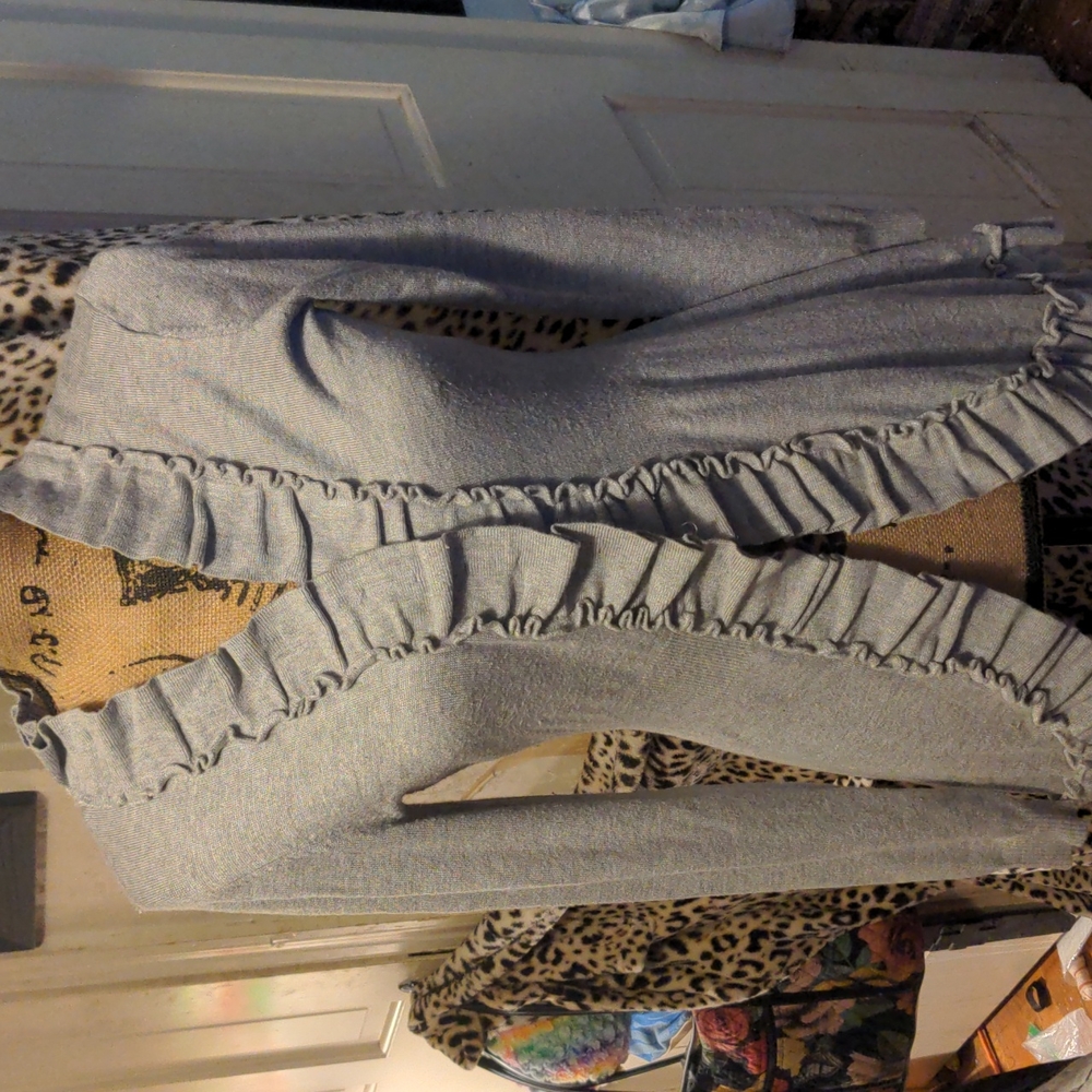 Woman's light weight sweater